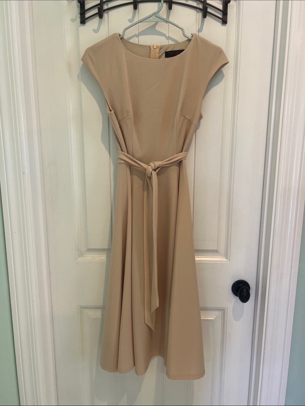Elegant Beige Tie-Waist Midi Dress